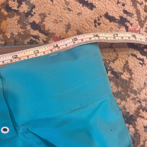 Under Armour Snowpants — Womans Medium - Picture 4 of 10